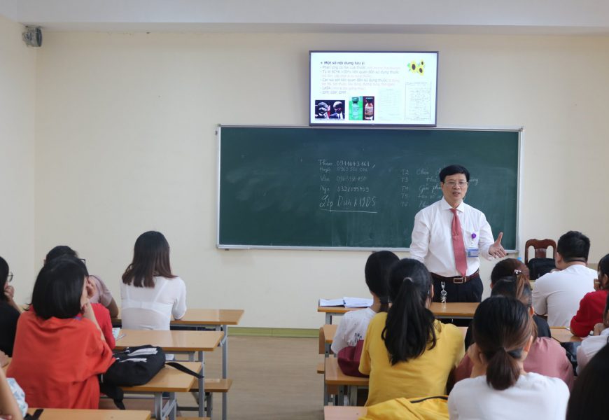 phỏm tá la miễn phí
 tổ chức “Tuần sinh hoạt công dân học sinh sinh viên năm học 2019 – 2020”