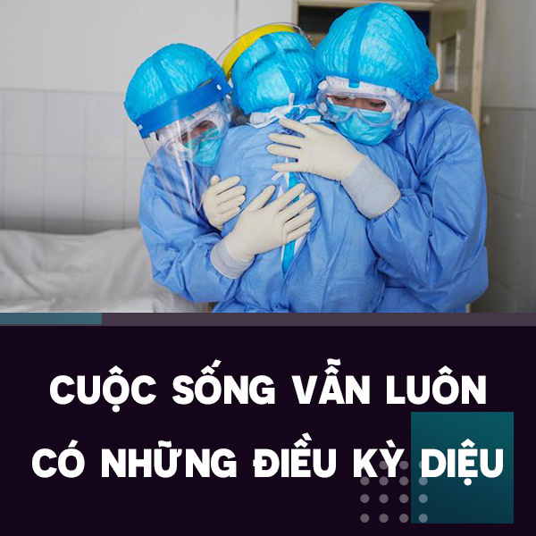 Điều kì diệu tại BV Bạch Mai những ngày cách ly toàn diện: Hàng chục y bác sĩ mặc đồ bảo hộ nỗ lực cứu sống sản phụ bị sốc mất máu, 2 lần ngừng tim